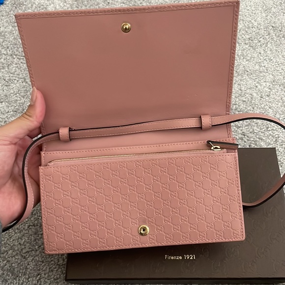 Gucci Bags Gucci Soft Pink Leather Crossbody Wallet Bag Poshmark